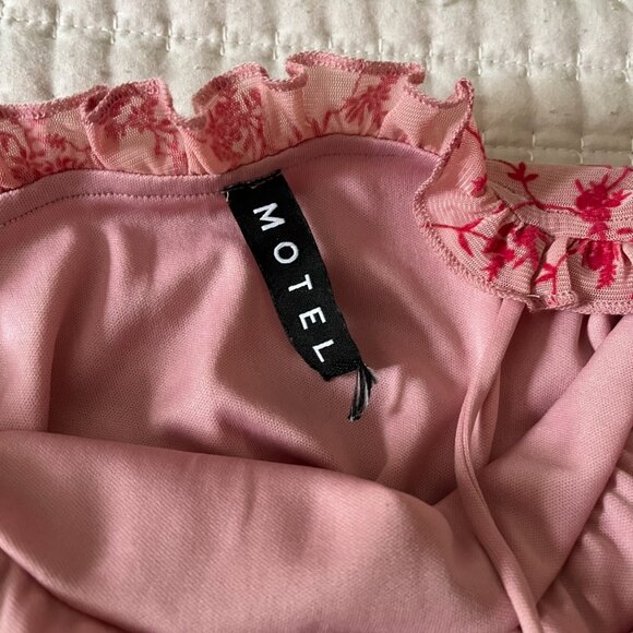 Motel Rocks Kalsi Top - Pink Bloom - Picture 3 of 4